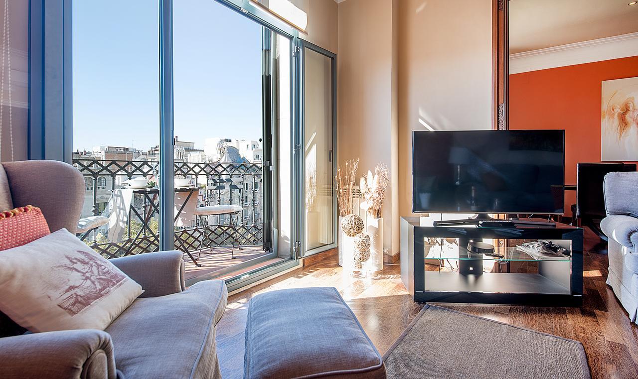 You Stylish The Most Luxury Apartment Barcelona Exterior photo